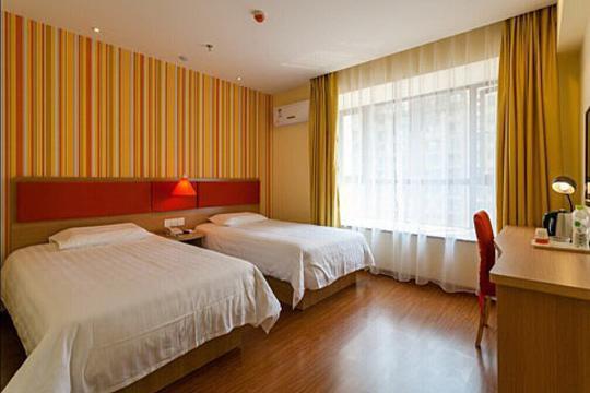 Home Inn Hangzhou Xiasha Wenyuan Road Mass Media College Exterior photo